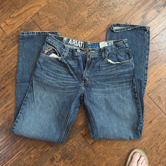 Ariat M2 jeans - Picture 3 of 5